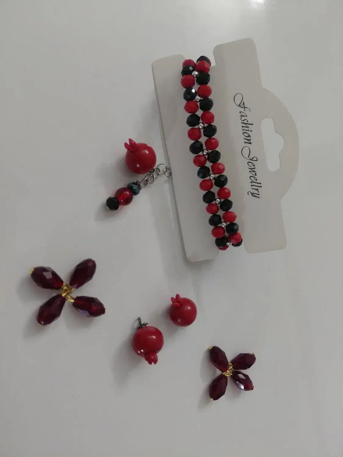 فروش اکسسوری یلدایی و غیره|بدلیجات|قم, شهرک امام حسن|دیوار