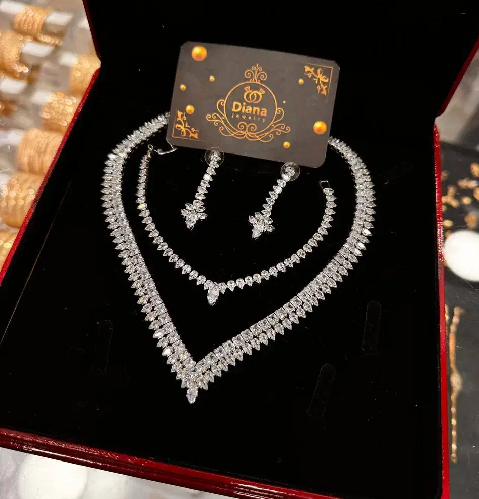 سرویس عروس جواهری فول نگین طرح روشنا کپی طلا|بدلیجات|مشهد, بهشت|دیوار