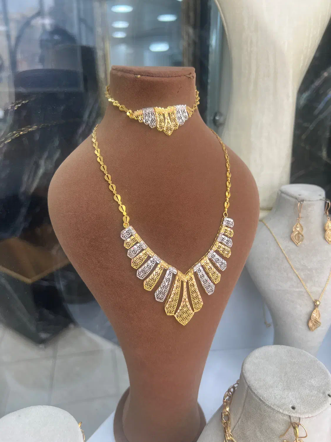 طلا کم اجرت|جواهرات|شیراز, سهل‌آباد|دیوار