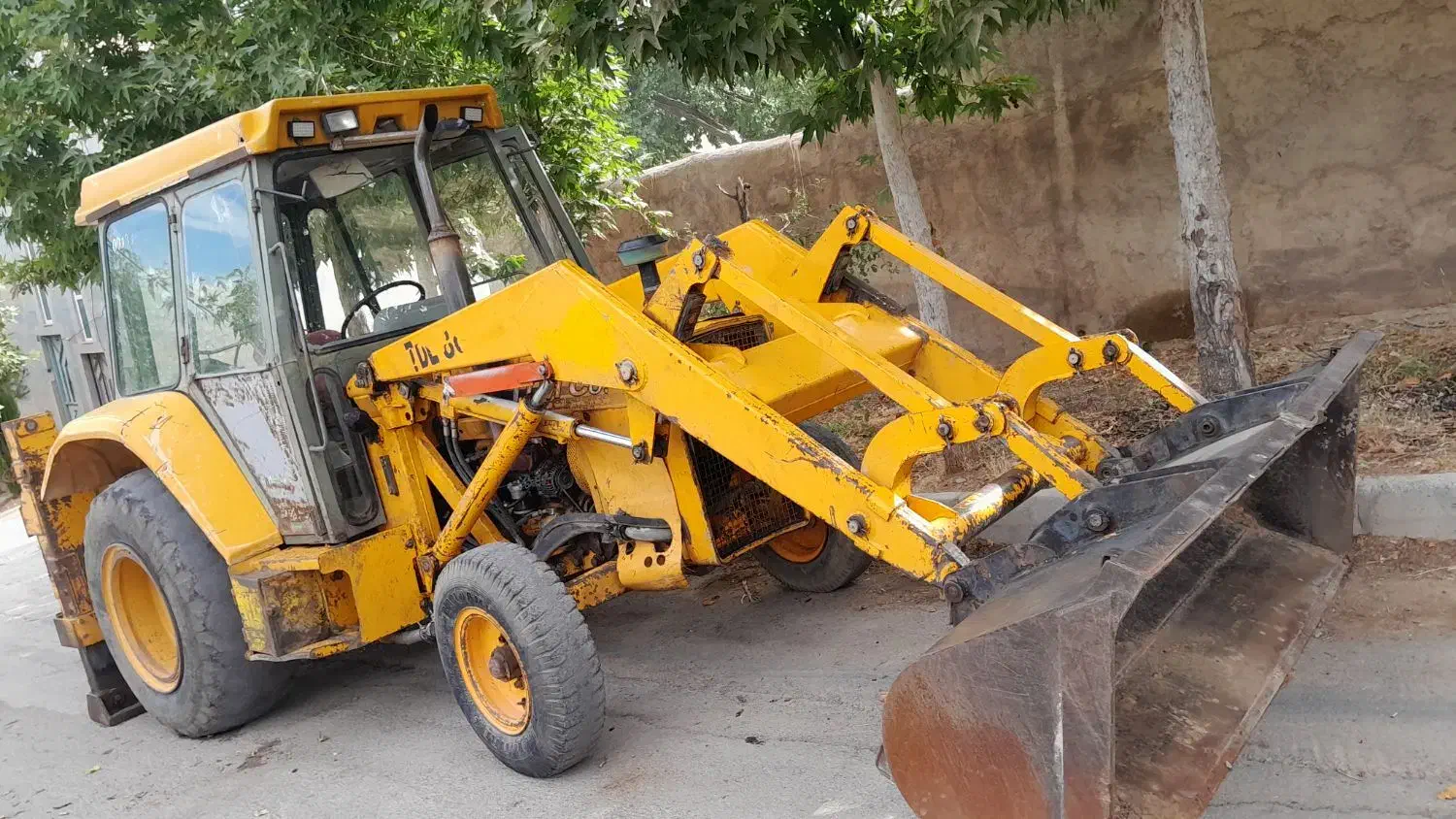 بیل بکهو tdl86 مدل ۸4|خودرو سنگین|اصفهان, باغ دریاچه|دیوار