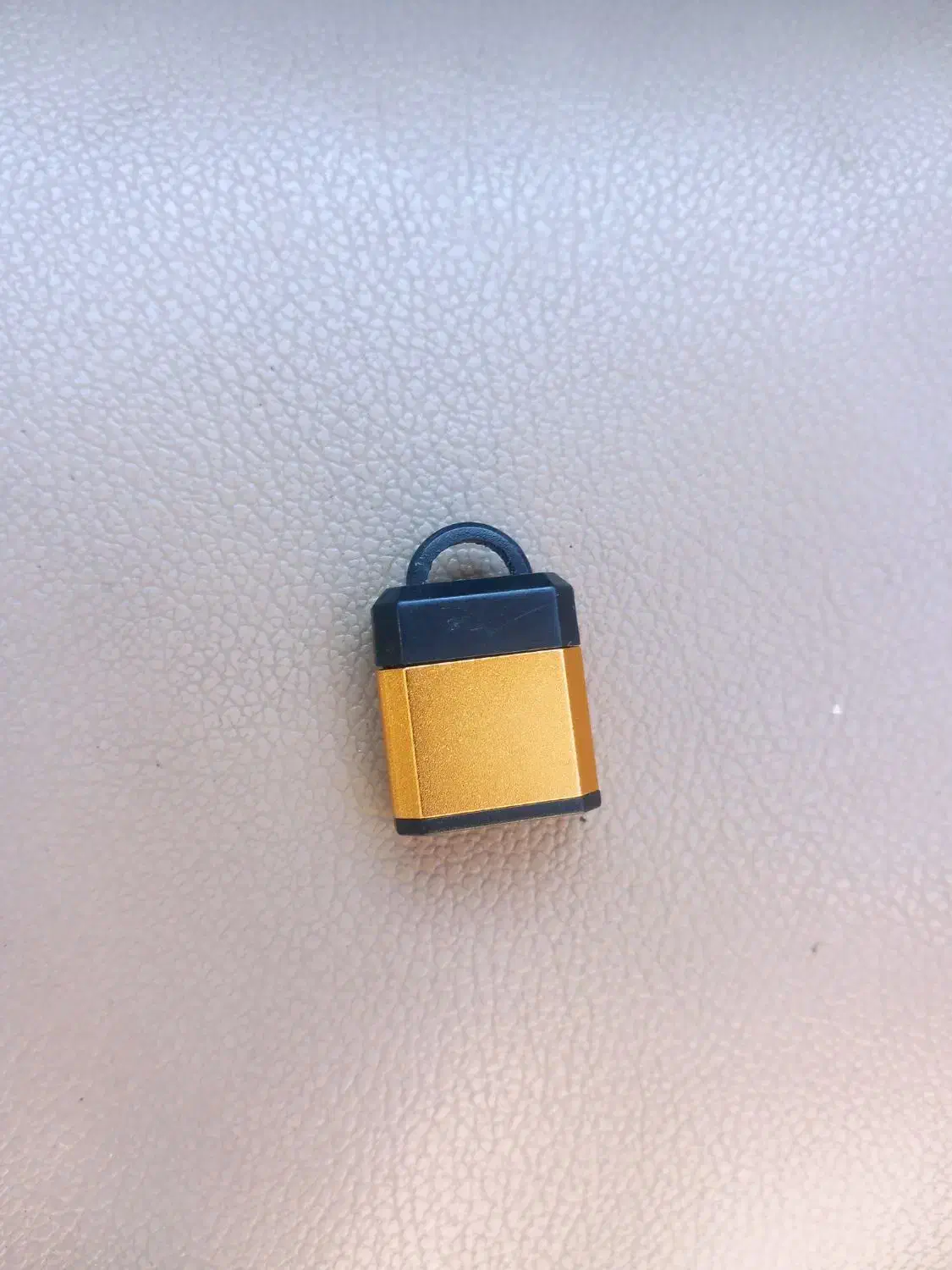 فلش 32 گیگ|لوازم جانبی موبایل و تبلت|اردبیل, |دیوار