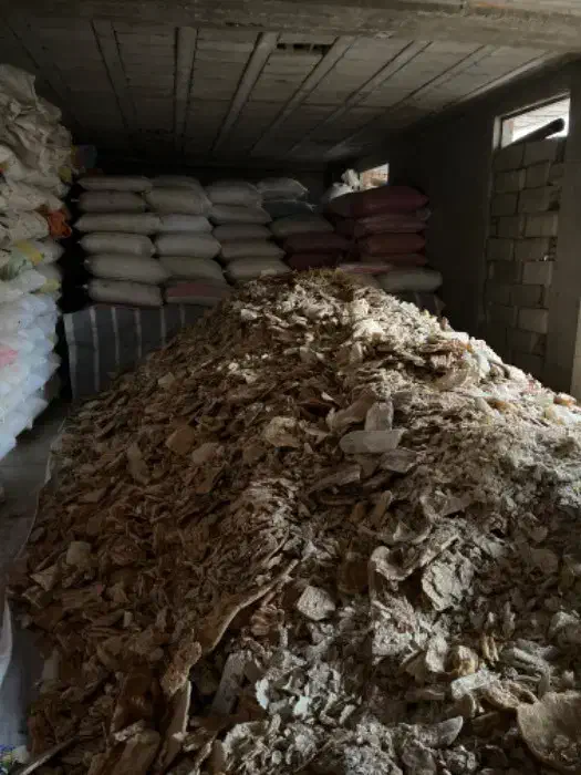 نان خشک|لوازم جانبی حیوانات|شیراز, کوشک میدان|دیوار