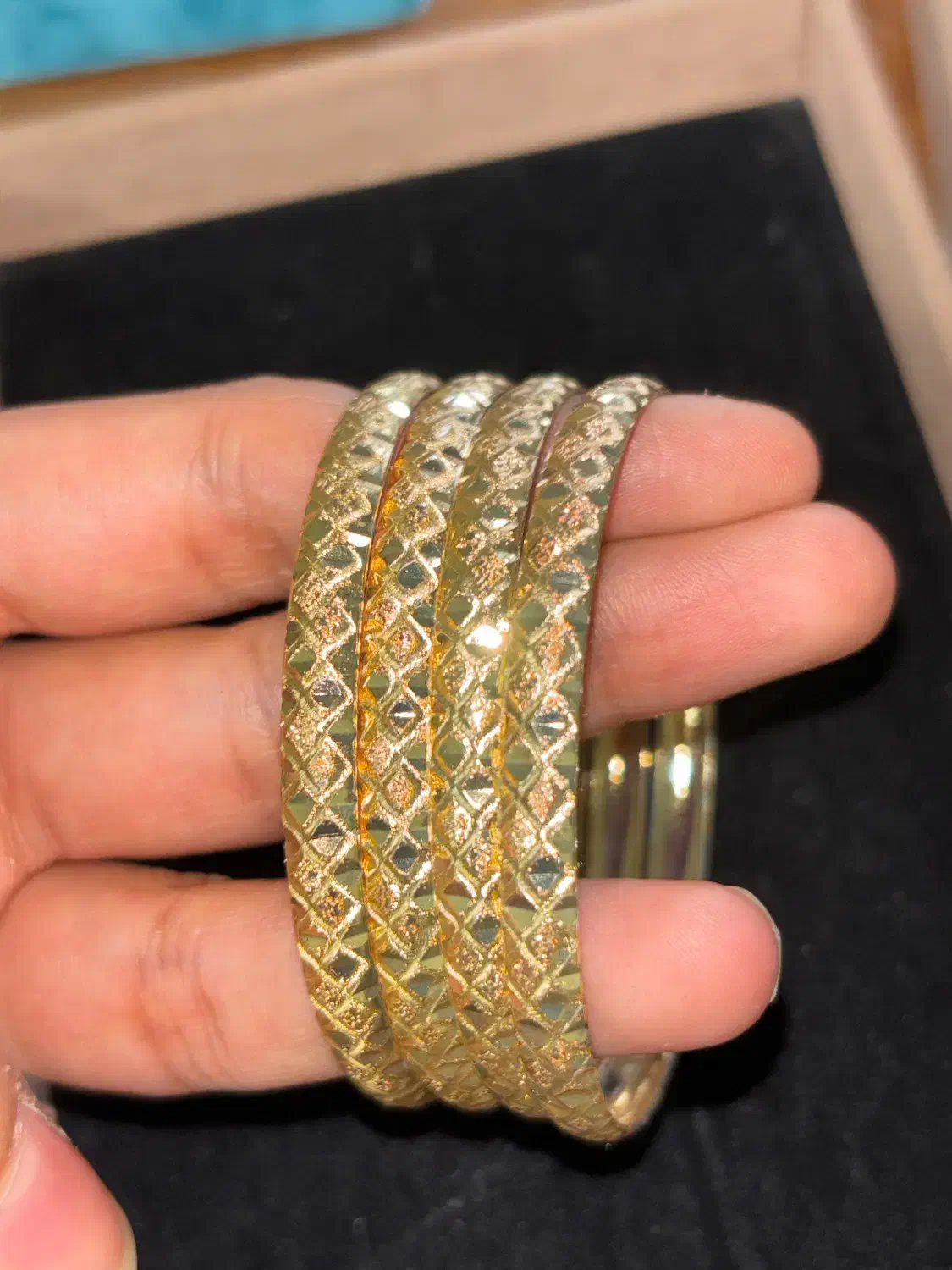 چند عدد النگو رنگ ثابت|بدلیجات|بروجرد, |دیوار