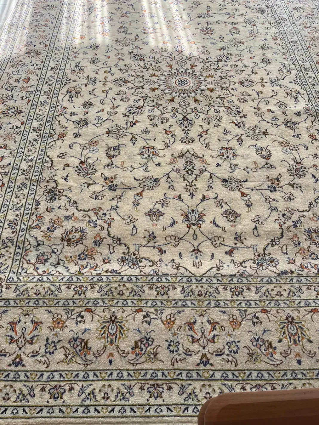 فرش دستبافت ۹متری در حد نو تمیز لوله شده|فرش|قزوین, |دیوار