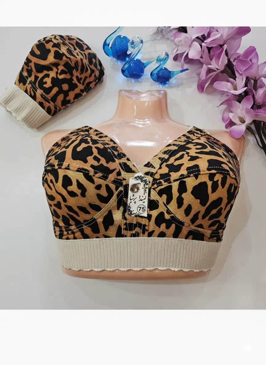 سوتین کش پهن|لباس|دورود, |دیوار