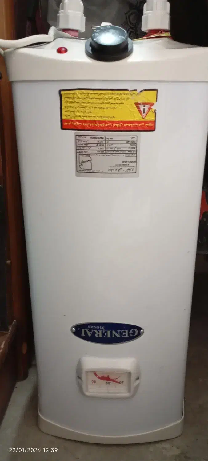 آبگرمکن ۳۰ لیتری و کولر آبی ۳۲۰۰|کولر گازی و فن‌کوئل|پرند, فاز ۶|دیوار