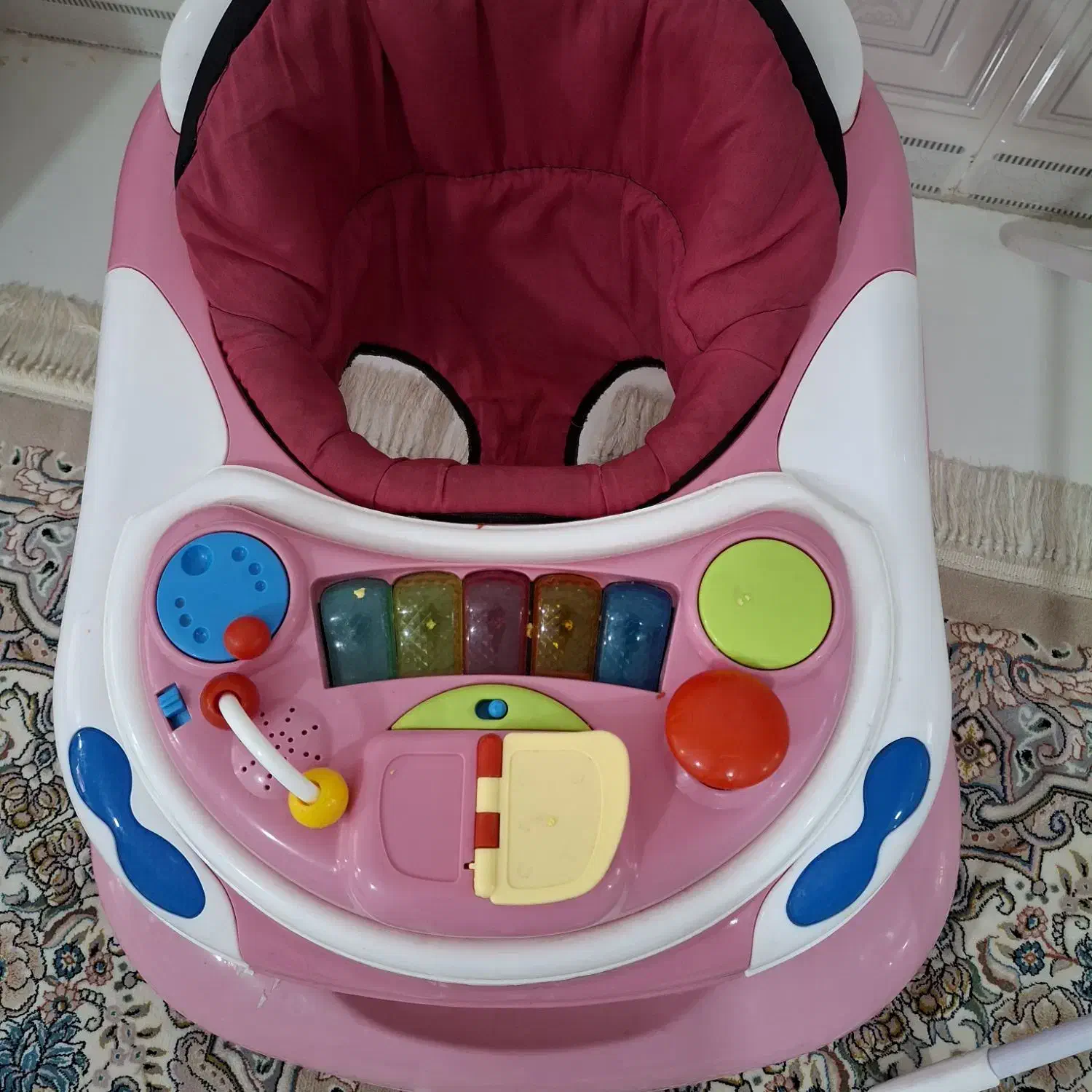 روروئک و صندلی غذاخوری کودک|اسباب و اثاث بچه|سرپل ذهاب, |دیوار