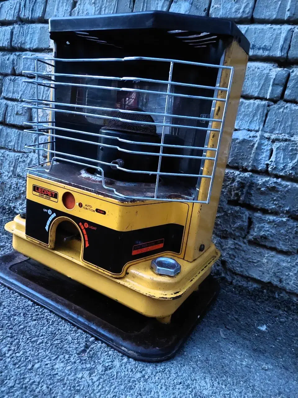 چراغ ژاپنی|بخاری، هیتر، شومینه|همدان, |دیوار