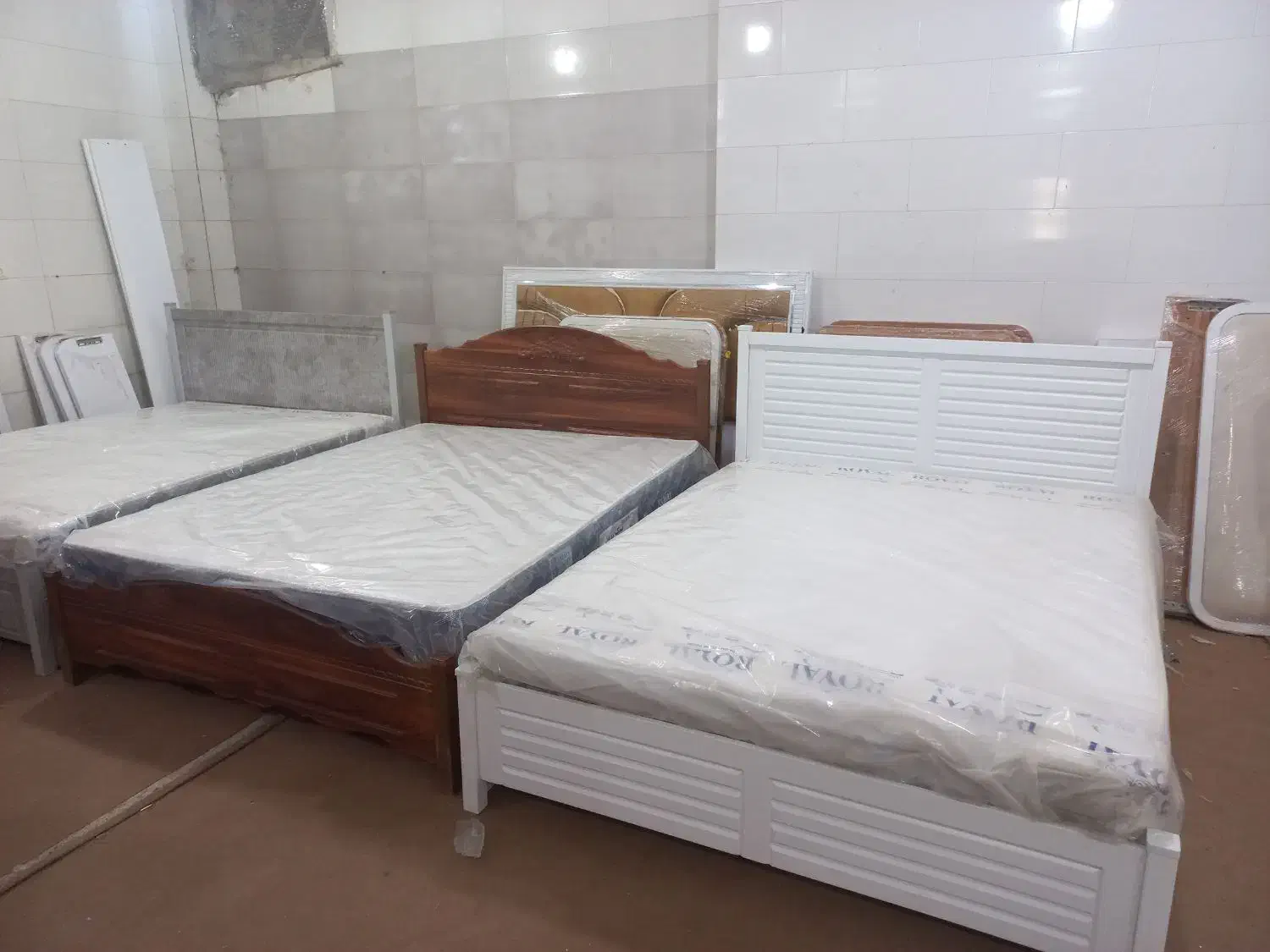 تخت خواب ۲ نفره|تخت و سرویس خواب|شوشتر, |دیوار