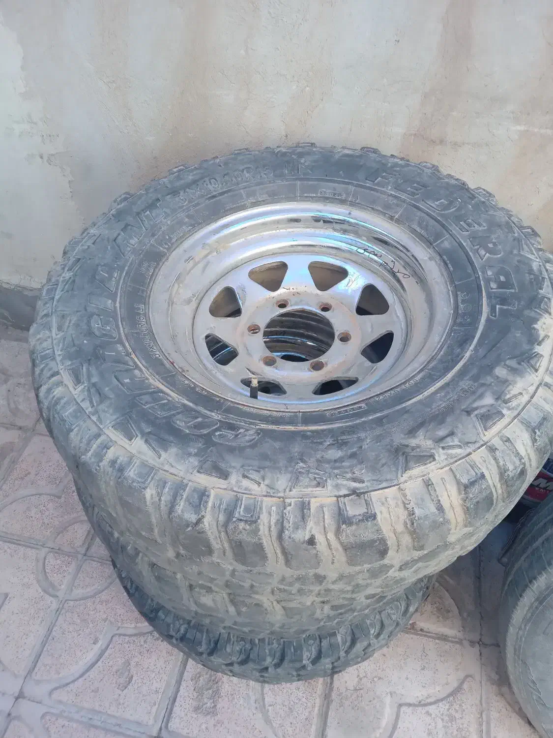 رینگ و لاستیک پاترول|قطعات یدکی و لوازم جانبی|اهر, |دیوار