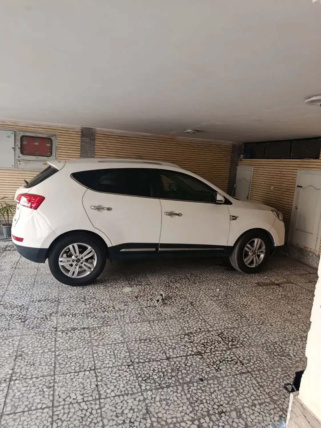 جک اس۵|خودرو سواری و وانت|شاهین‌شهر, حافظ شمالی|دیوار