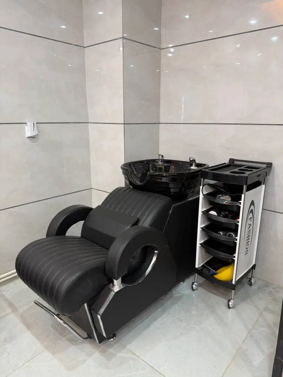 تجهیزات سالن زیبایی|آرایشگاه و سالنهای زیبایی|محمدشهر, سیدآباد|دیوار