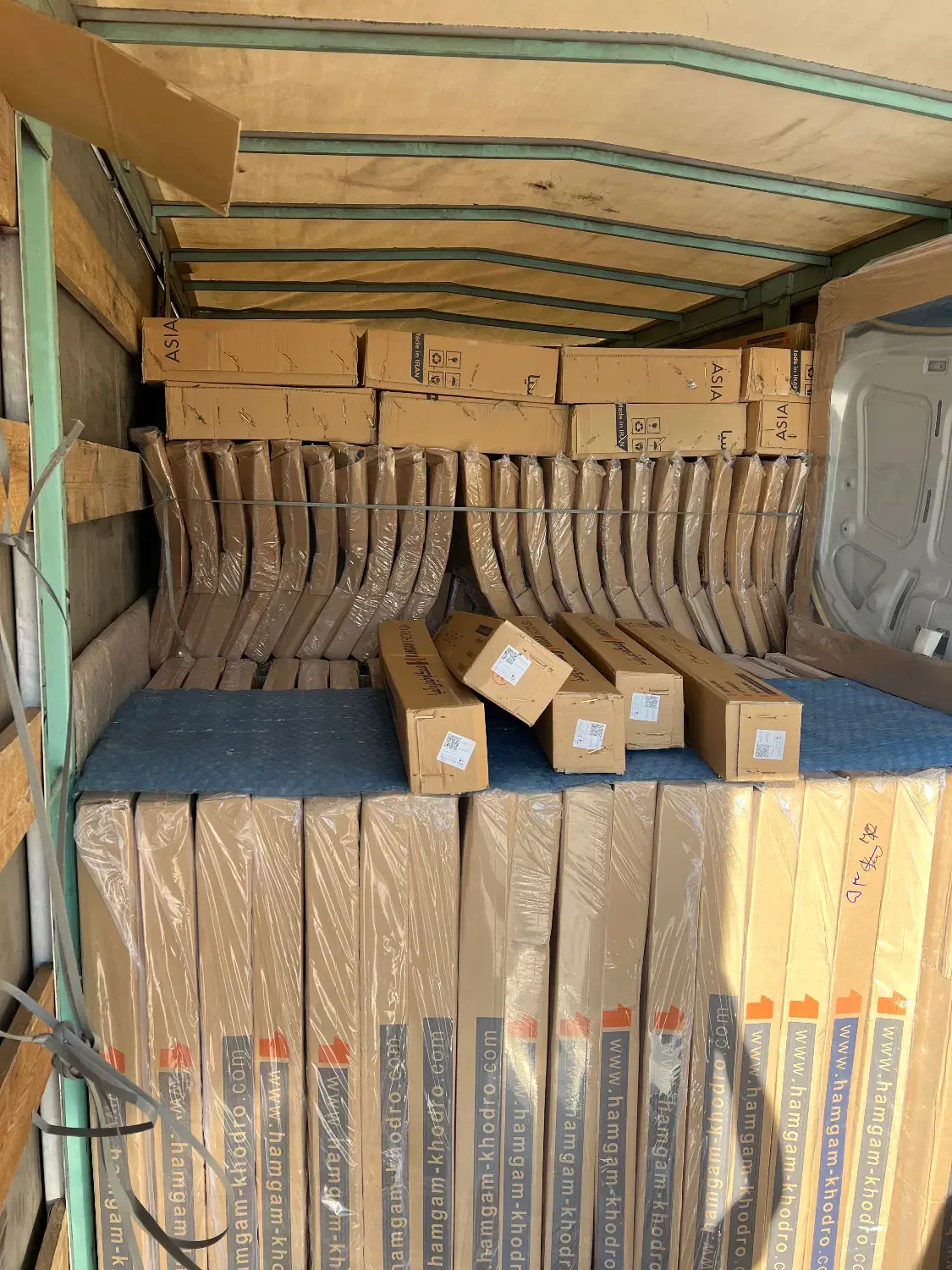 بدنه کاپوت گلگیر تکی به قیمت عمده|قطعات یدکی و لوازم جانبی|کرمان, |دیوار