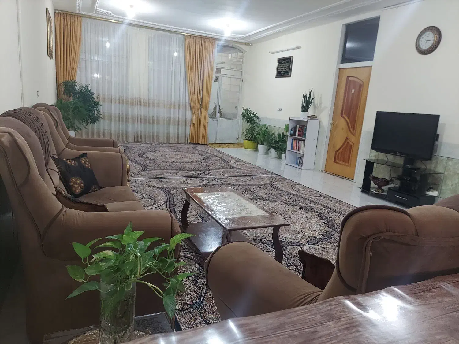 سوییت ویلایی شیک وبسیار تمیز همکف با حیاط در سمیرم|اجارهٔ کوتاه‌مدت آپارتمان و سوئیت|سمیرم, |دیوار