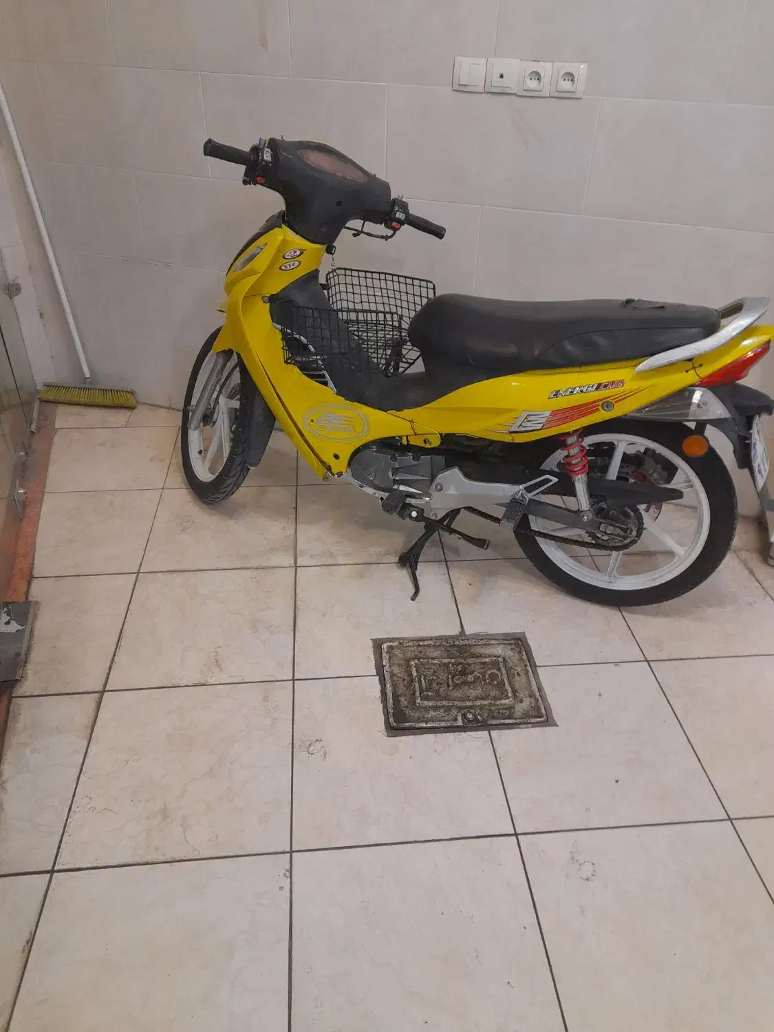 بی کلاج مدل ۸۹|موتورسیکلت|مبارکه, |دیوار