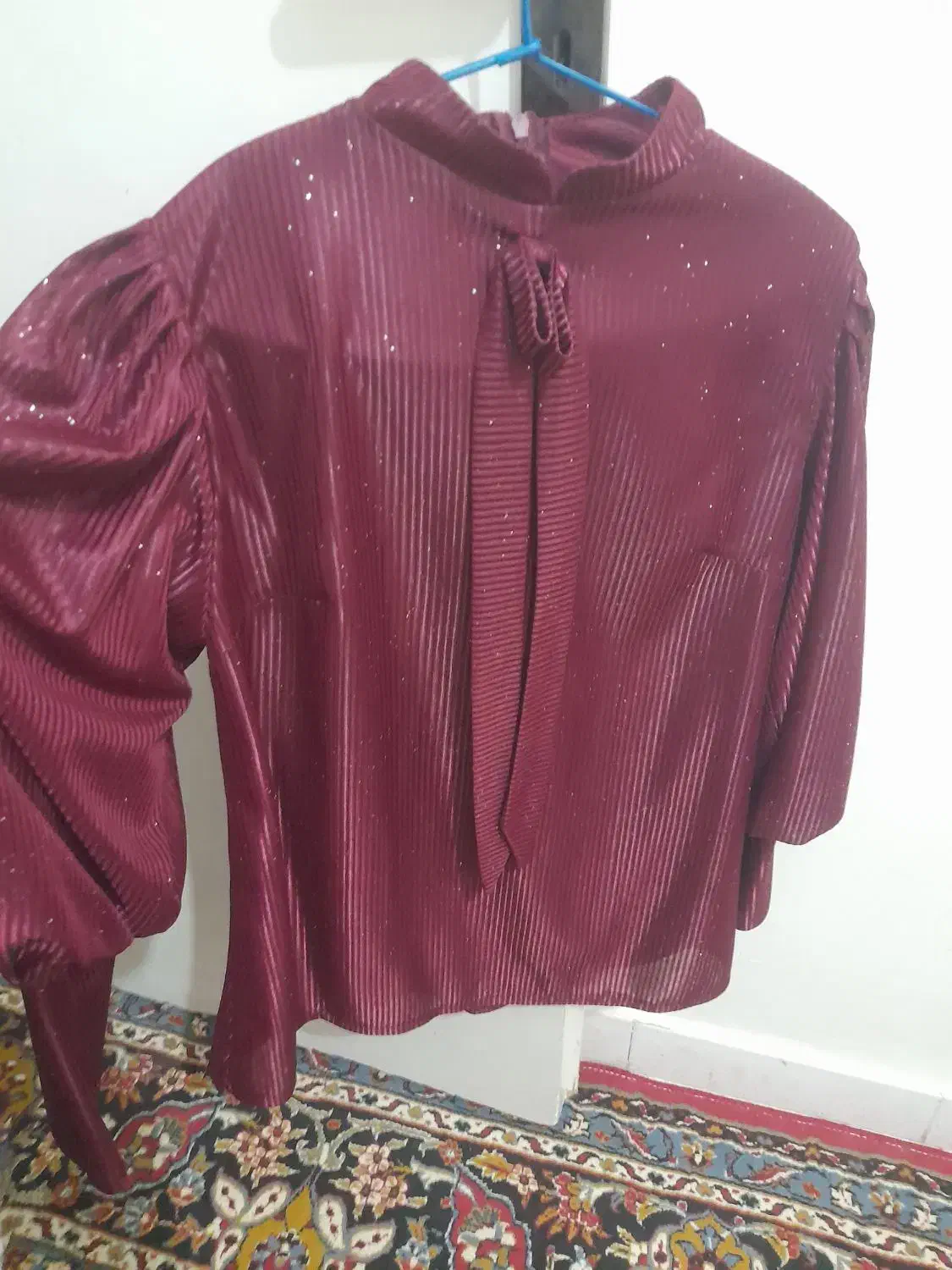 شومیز،در حد نو شاین،دار|لباس|سبزوار, علمدار|دیوار