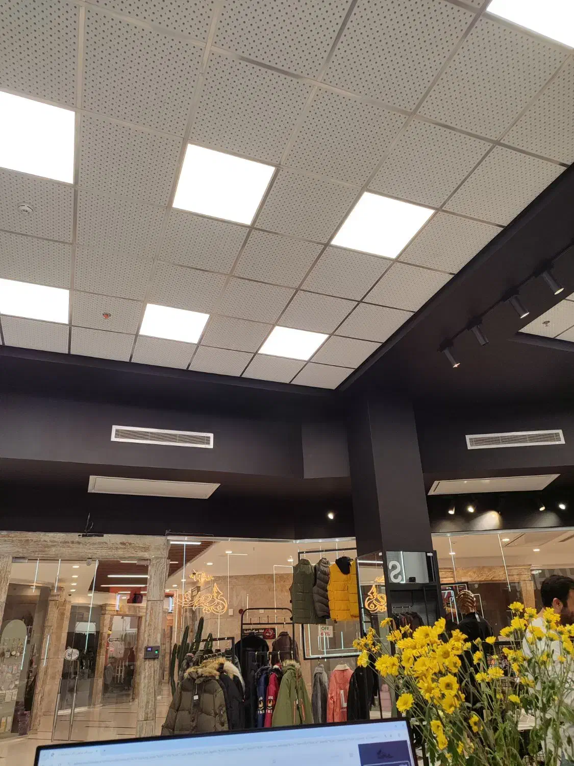 فروشنده تک شیفت با حقوق و مزایا|استخدام بازاریابی و فروش|گرگان, |دیوار