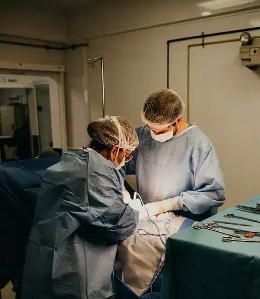 اجاره اتاق عمل کلینیک زییایی، جراحی با مجوز در ونک|اجارهٔ دفتر کار، اتاق اداری، مطب|تهران, ونک|دیوار