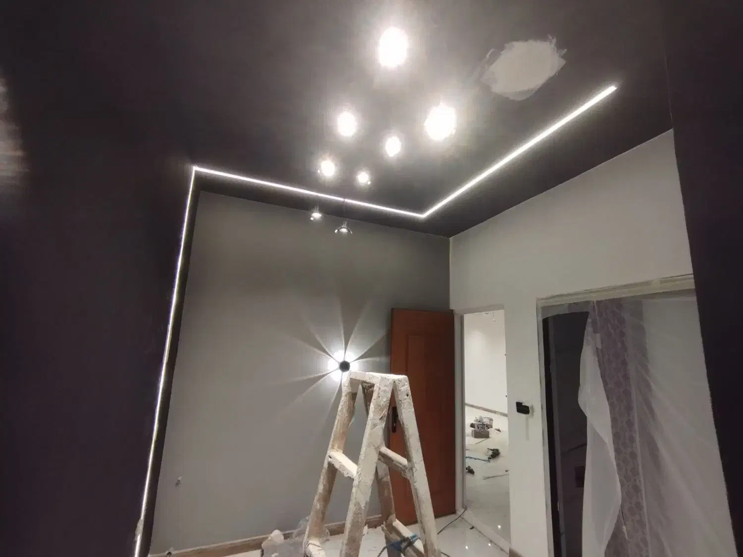 عرضه مستقیم لاین نوری|لامپ و چراغ|فریدون‌کنار, |دیوار