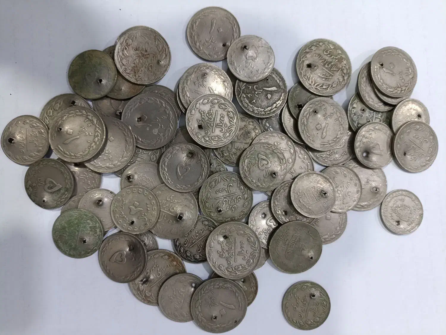 سنگ ومهره قدیمی|کلکسیون اشیاء عتیقه|بندرعباس, |دیوار