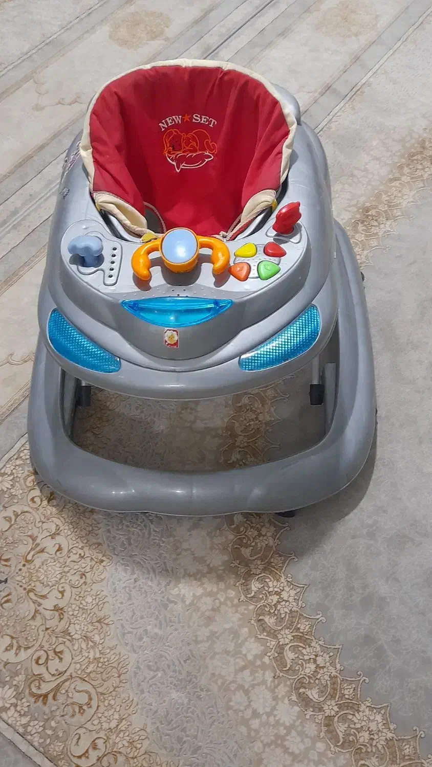 روروک|کالسکه و لوازم جانبی|محمدشهر, جعفرآباد|دیوار