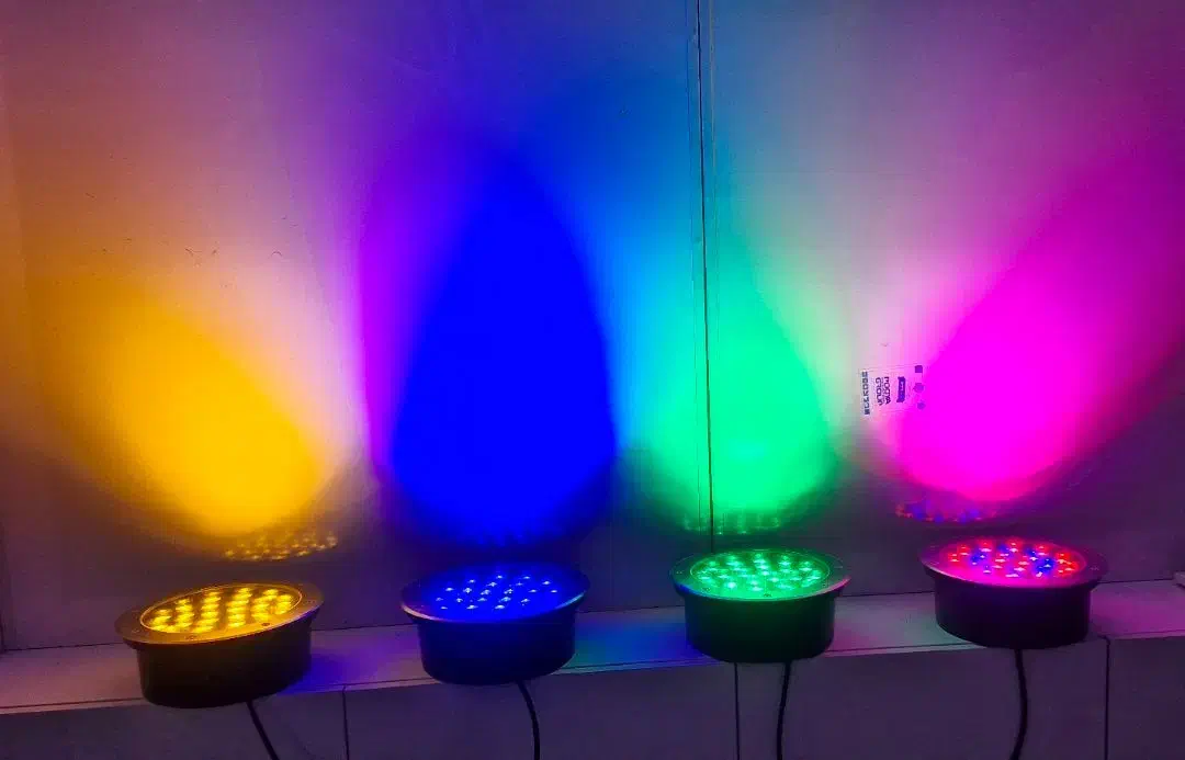 استخری دفنی جت لات پرژکتور والواشر آبنما لاین نوری|لامپ و چراغ|اصفهان, شهرک میلاد|دیوار