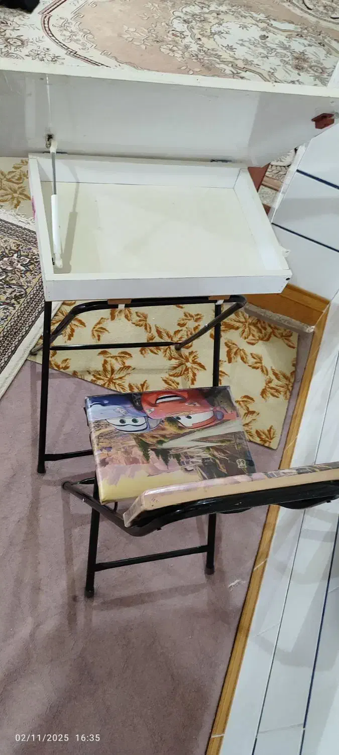 میز و صندلی تحریر تاشو|میز تحریر و کامپیوتر|بهبهان, |دیوار