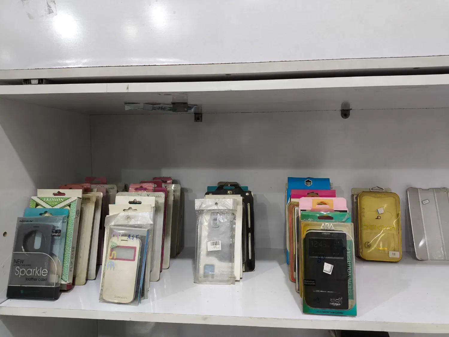 انواع کیف ها و گارد های گوشی های قدیمی و جدید|لوازم جانبی موبایل و تبلت|یزد, |دیوار