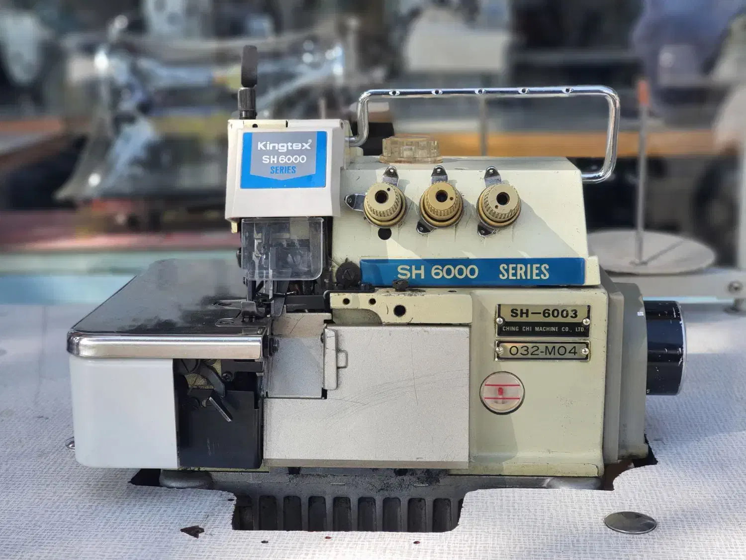 سردوز کینگتکس سه نخ اصل تایوان|چرخ خیاطی و ریسندگی|سنندج, |دیوار