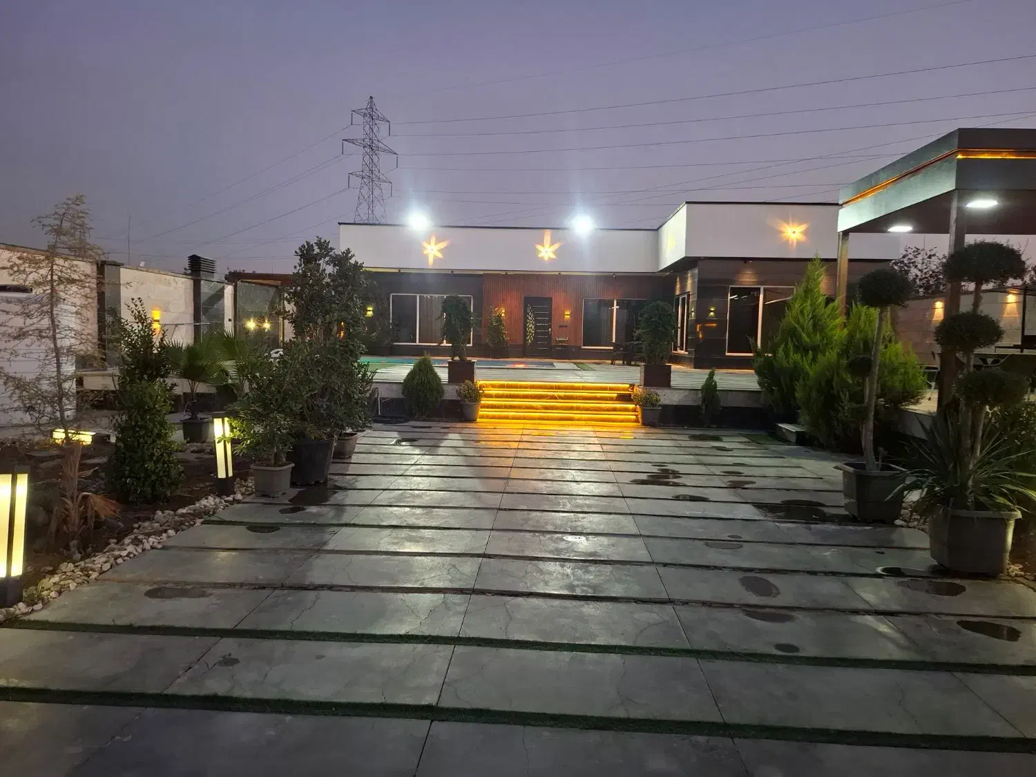 اجاره ویلا آبگرم|اجارهٔ کوتاه‌مدت ویلا و باغ|هشتگرد, سعید آباد|دیوار