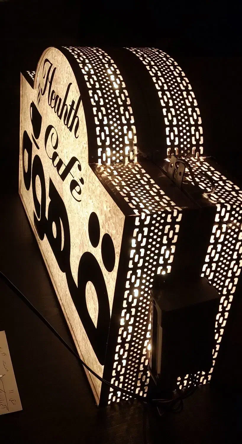 تابلو و میز و صندلی|کافیشاپ و رستوران|شهرکرد, |دیوار