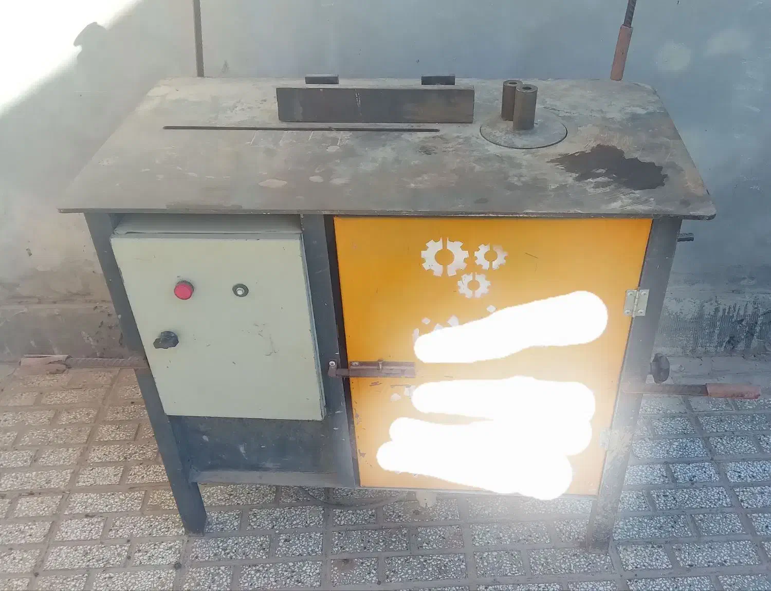 دستگاه قیچی وخاموت زن|ماشین‌آلات صنعتی|تربت‌حیدریه, مورشک|دیوار