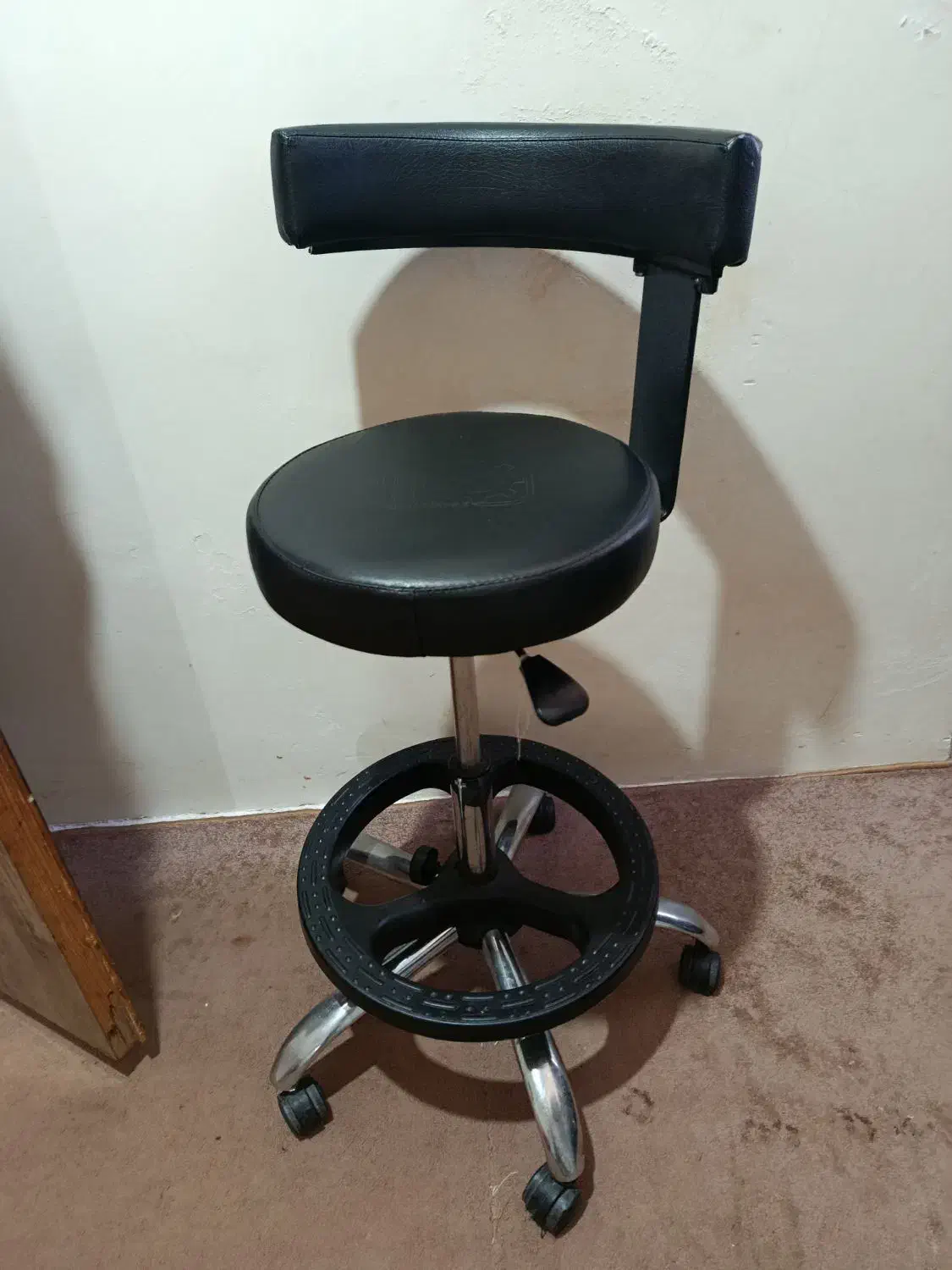 صندلی گردان یا چرخشی|صندلی و نیمکت|قزوین, |دیوار