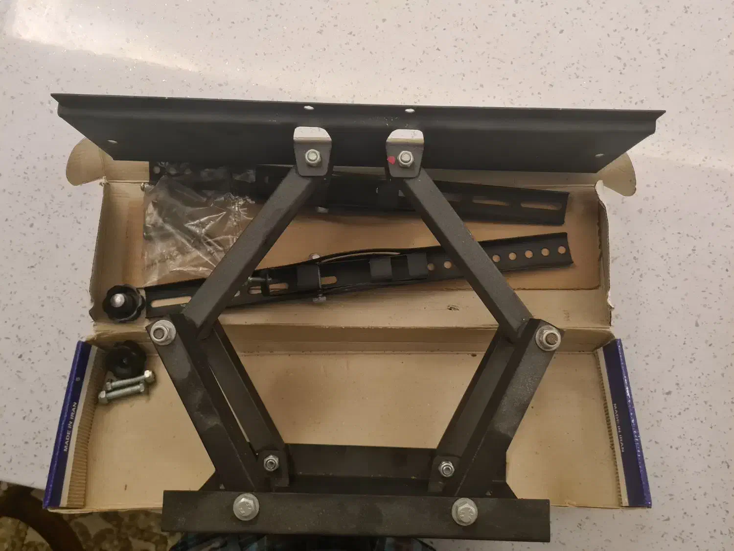 براکت نصب تلویزیون روی دیوار|تلویزیون و پروژکتور|تهران, صادقیه|دیوار