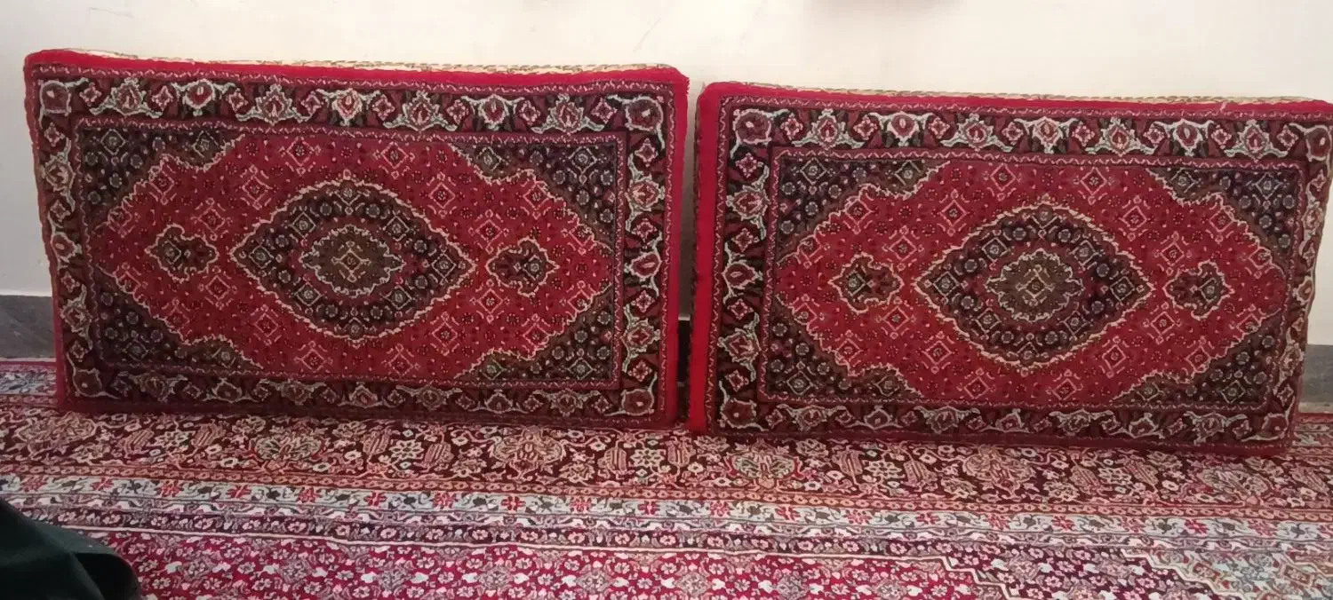 پشتی|پشتی|سنندج, |دیوار