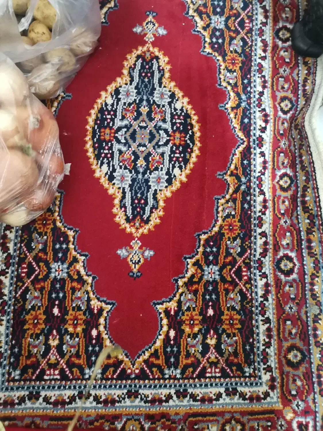 پادری و گلیم فرش|پادری|رشت, حومه رشت|دیوار