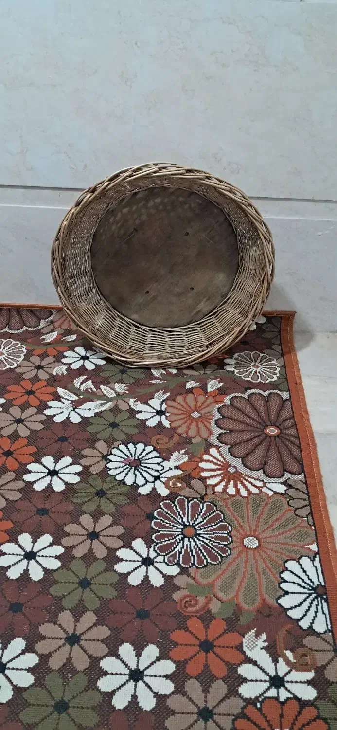 سبد حصیری|صنایع دستی و سایر لوازم تزئینی|قم, قلعه کامکار|دیوار