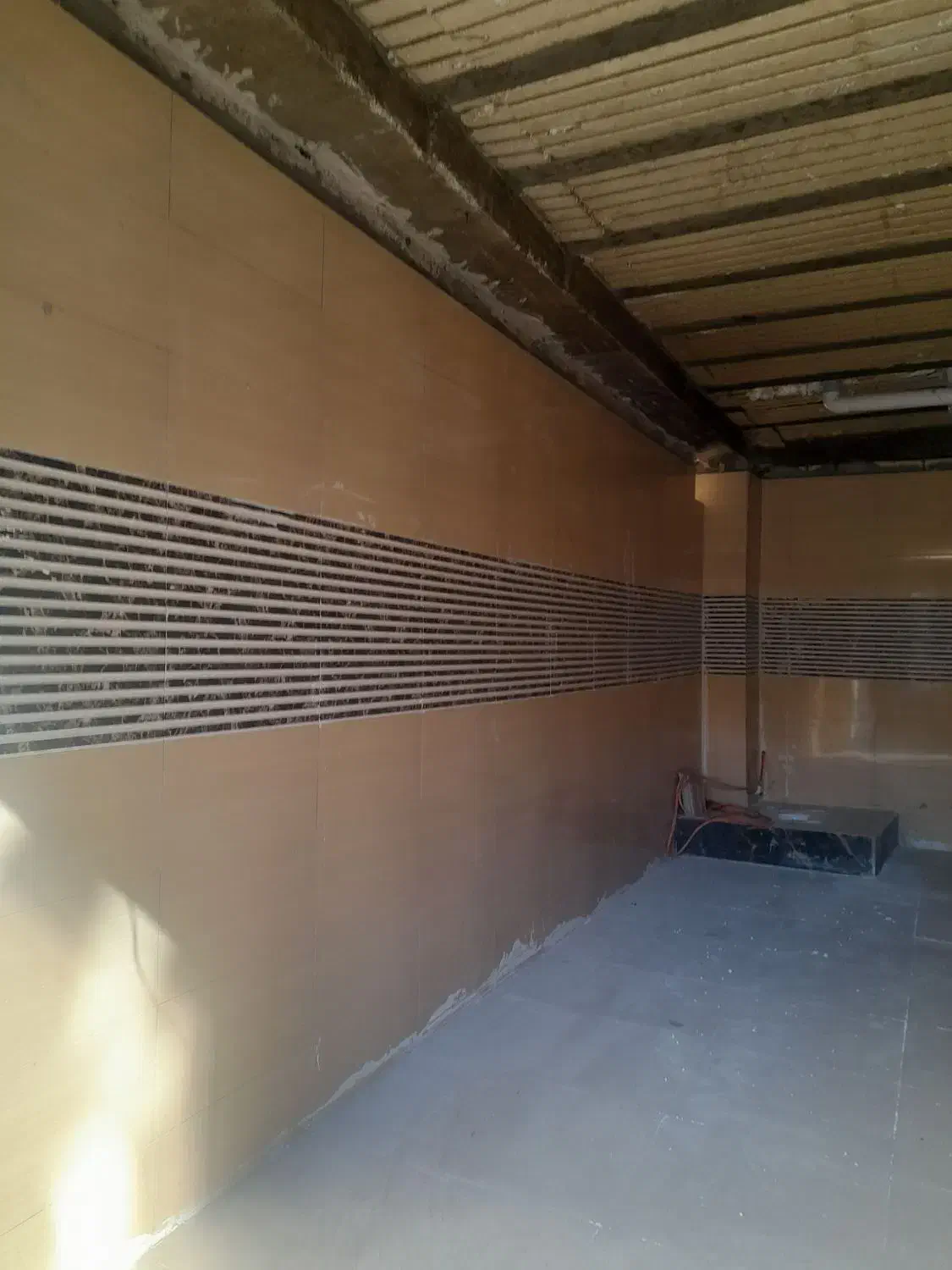 پارکینگ|فروش زمین و ملک کلنگی|رباطکریم, نصیرشهر|دیوار