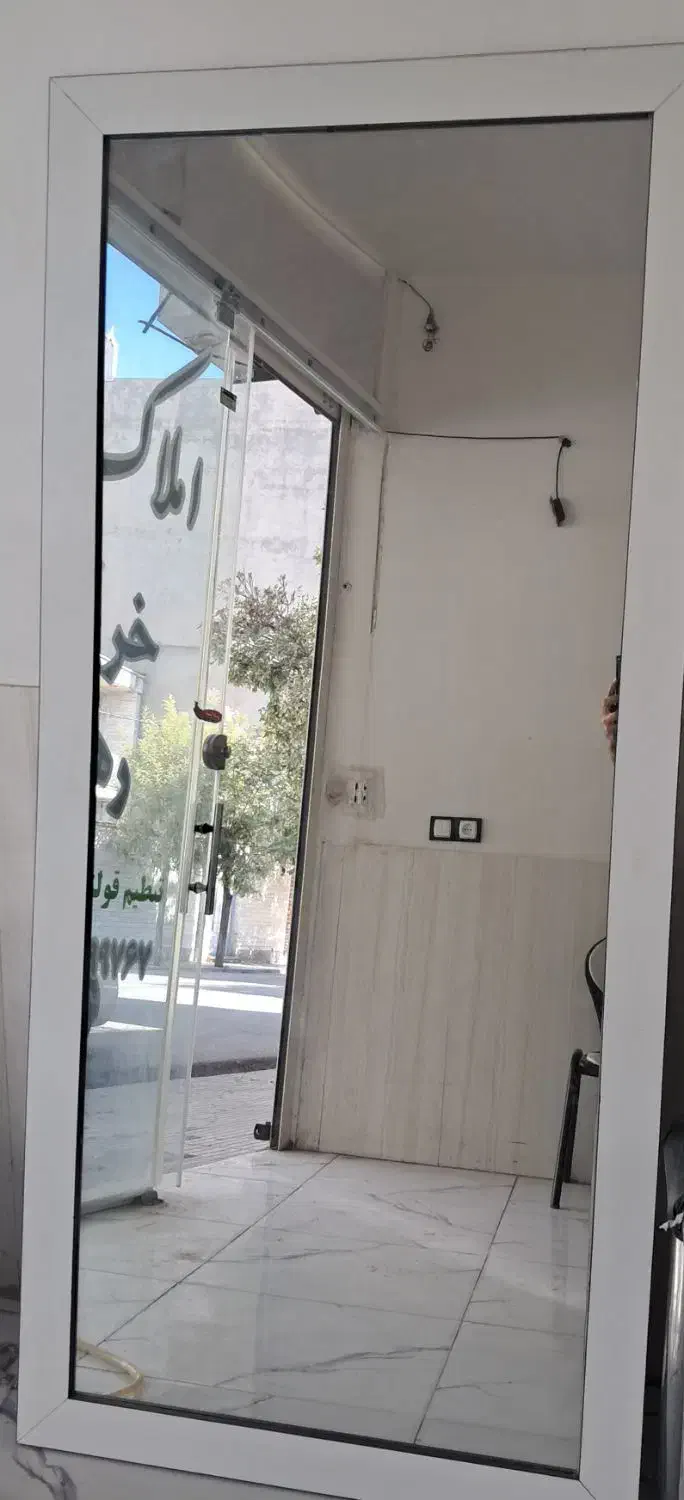 آینه قدی با چهارچوب چوبی|آینه|کوهدشت, |دیوار