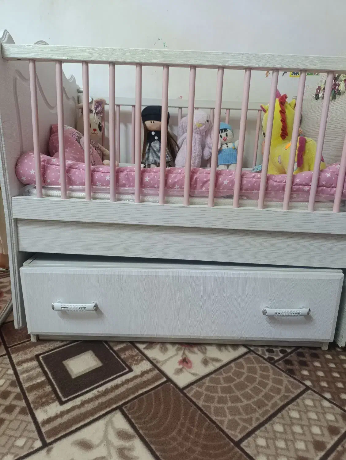 تخت کودک کنار مادر نونو|تخت و صندلی بچه|تبریز, |دیوار