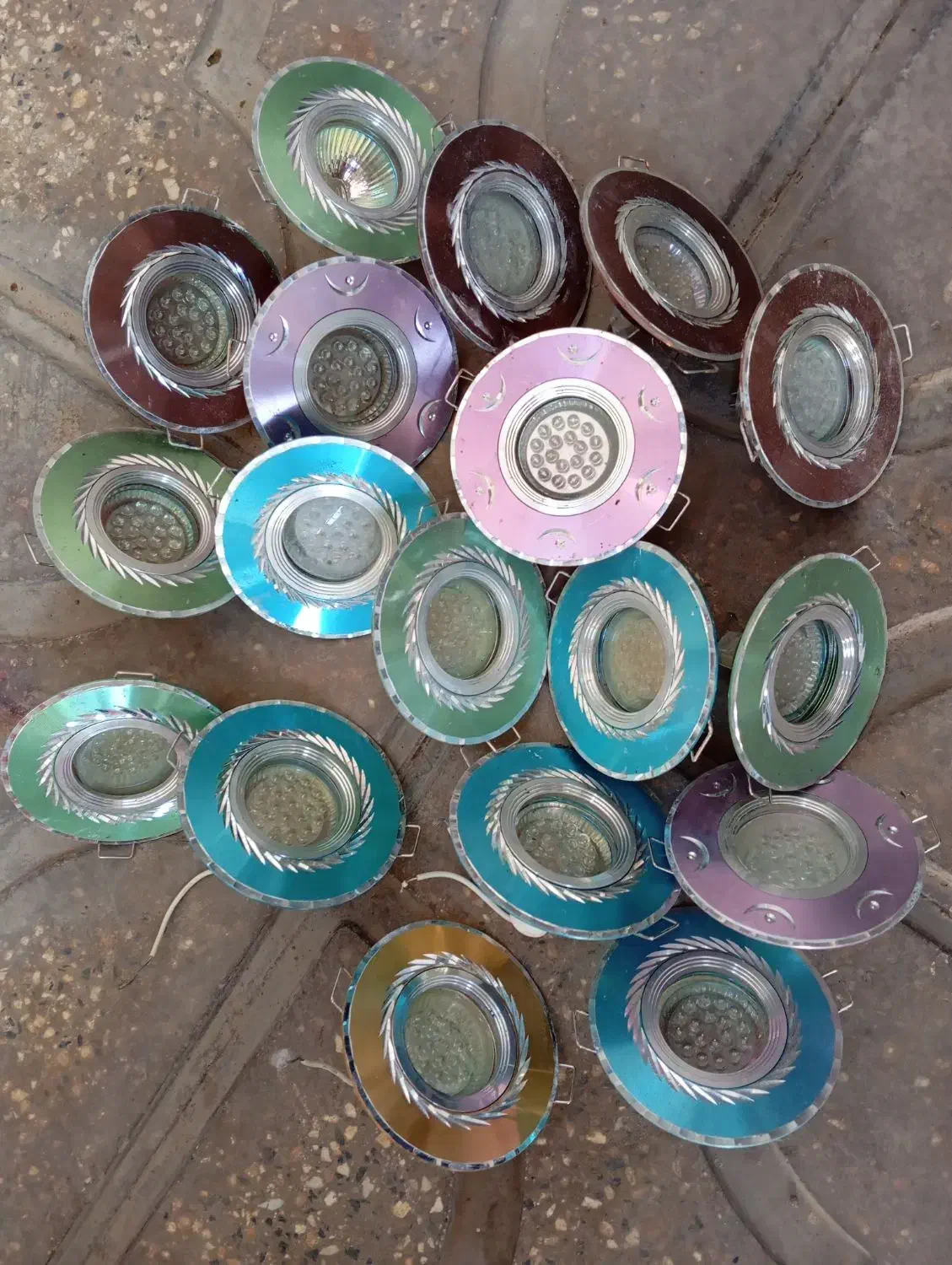 لامپ هالوژن|لامپ و چراغ|بوئین زهرا, |دیوار