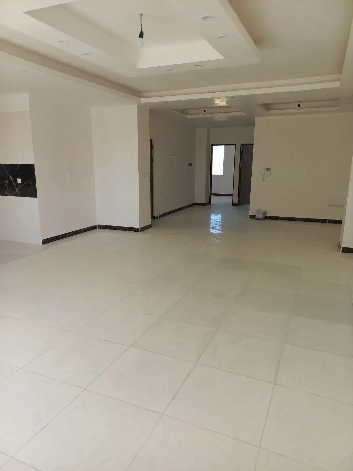 ۱۱۵ متر واحد دو خواب کلید نخورده|فروش آپارتمان|وحیدیه, |دیوار