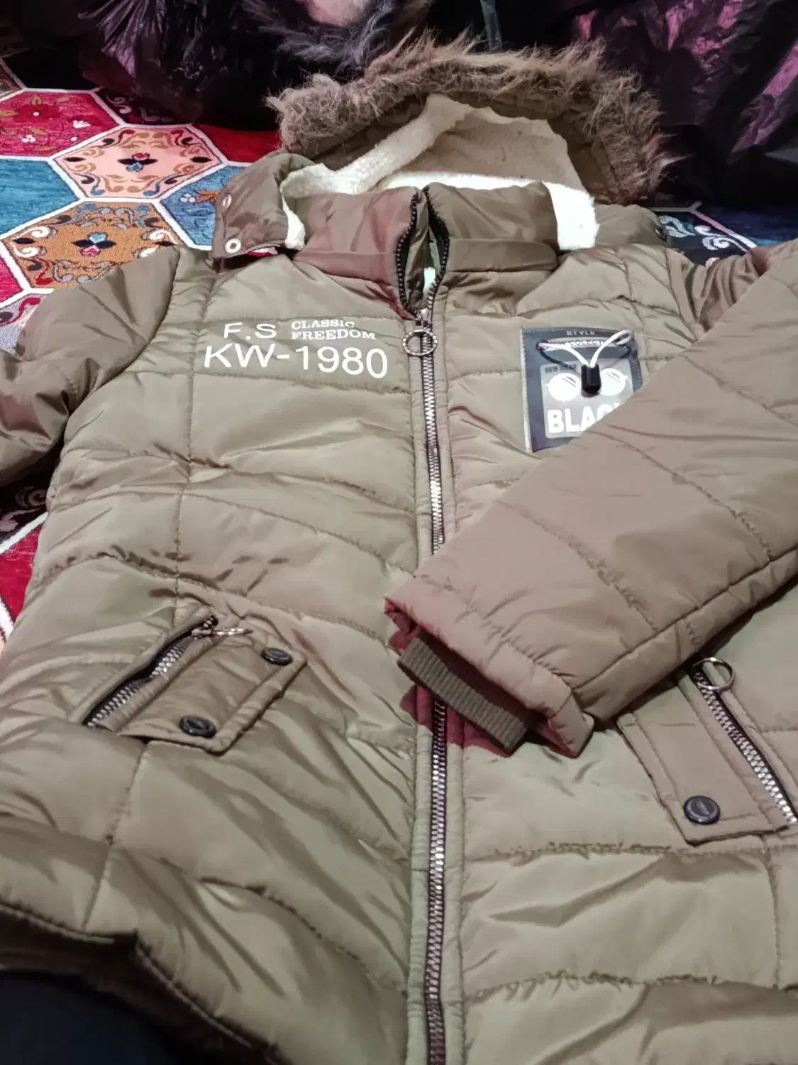 کاپیشن مردانه و بچگانه|کفش و لباس بچه|چرام, |دیوار