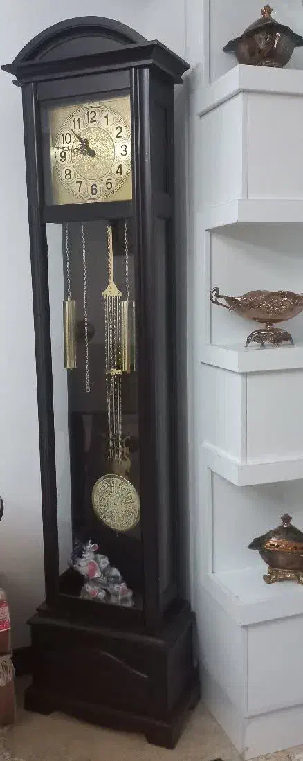 ساعت ایستاده|ساعت دیواری و تزئینی|پرند, فاز ۶|دیوار