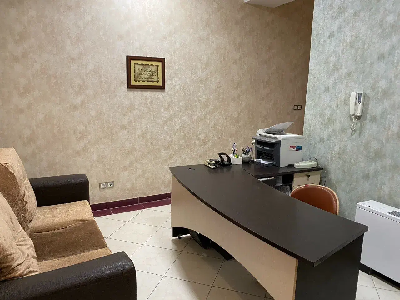 فروش واحد تجاری دفتری  ساختمان سهند  کوی آزادگان|فروش دفتر کار، اتاق اداری، مطب|زنجان, |دیوار