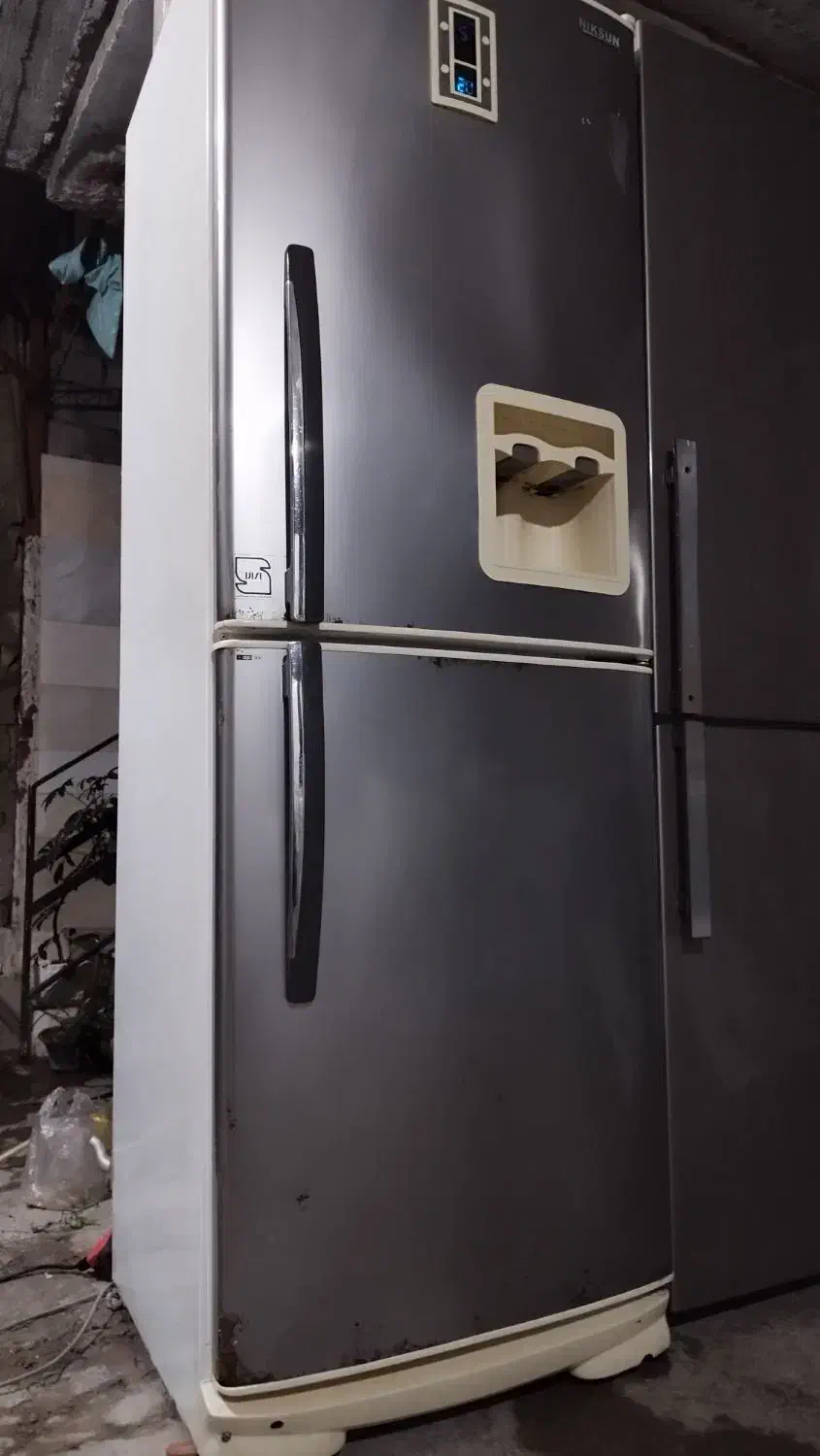 یخچال نیم فریزر برند نیکسان بشرط|یخچال و فریزر|آمل, |دیوار