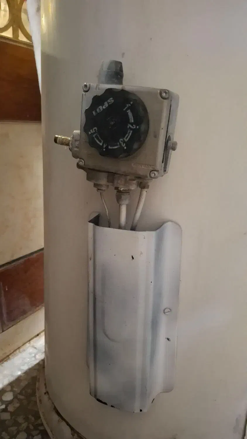 ابگرمکن ایستاده اطمینان|آبگرمکن، پکیج، شوفاژ|دهدشت, |دیوار