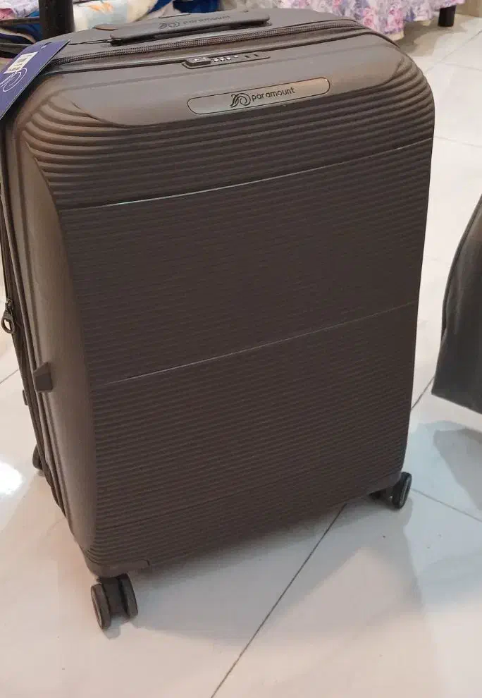 چمدان پلی پروپیلین صددرصدنشکن..فروش فوری|کیف، کفش، کمربند|اندیمشک, |دیوار