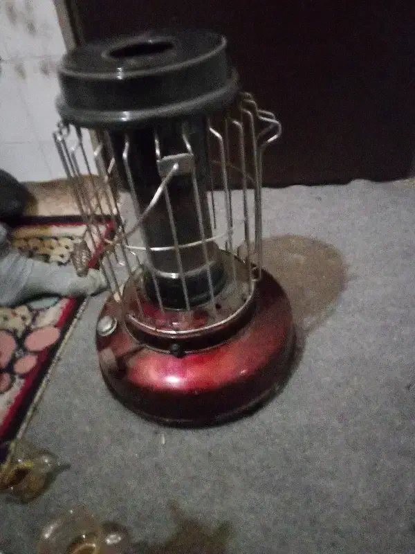 علاالدین نفتی قدیمی|کلکسیون اشیاء عتیقه|ارومیه, |دیوار