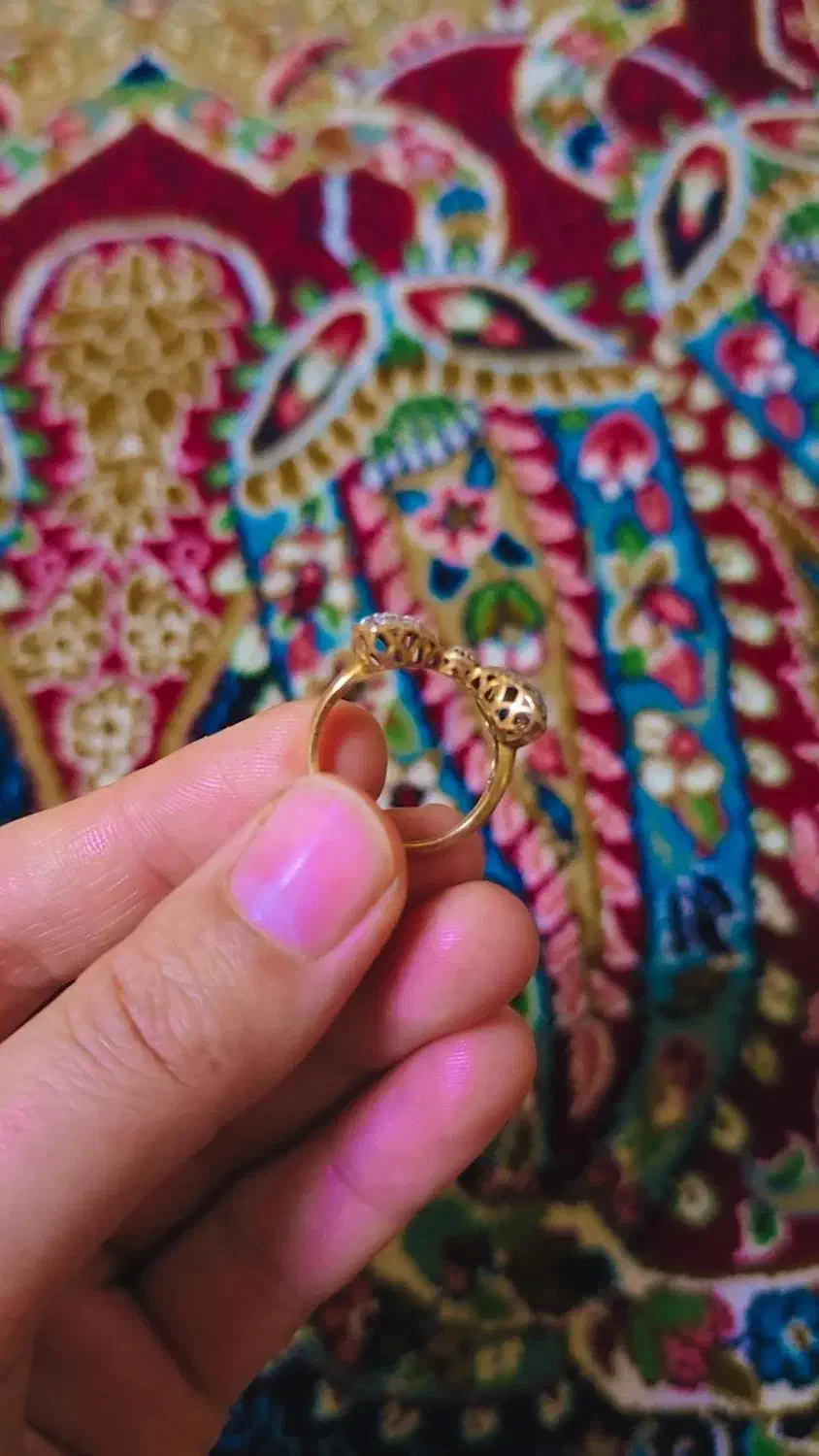 زنجیر و گوشواره کارتیه نو  انگشتر ظریف زیبا 3 درصد|جواهرات|مشهد, رده|دیوار